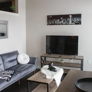 Apartment Chic Queen Anne Retreat Seattle